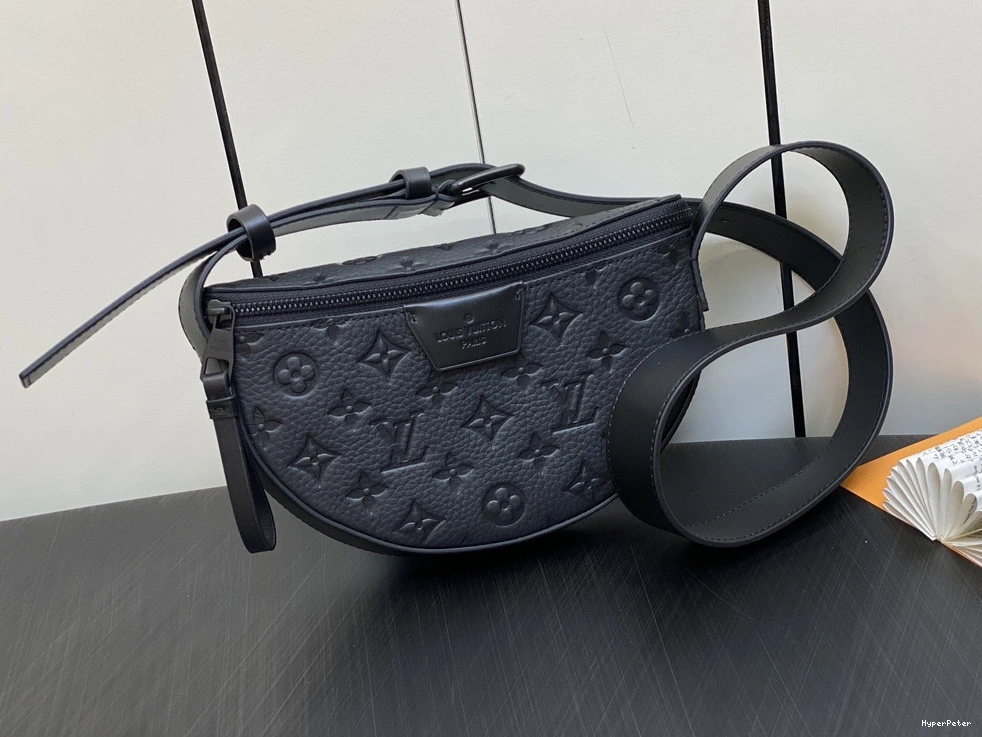 VUITTON LOUIS Moon Crossbody 0709
